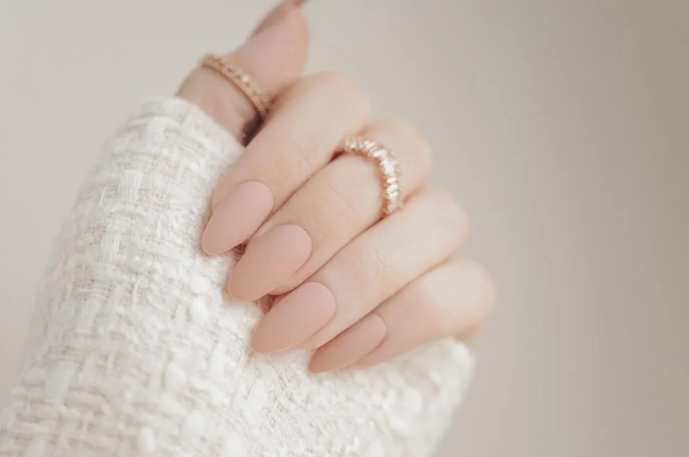 Why Matte Acrylic Nails Are Trending